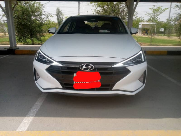 Hyundai Elantra 2021