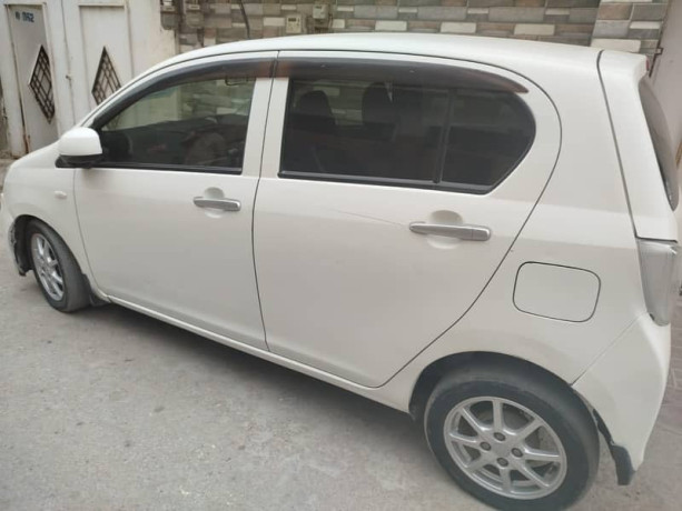 Daihatsu Mira ES 2015/18