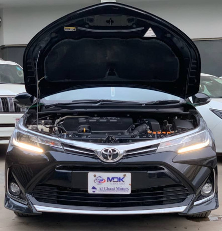 TOYOTA COROLLA ALTUS GRANDE 1.8 (X)