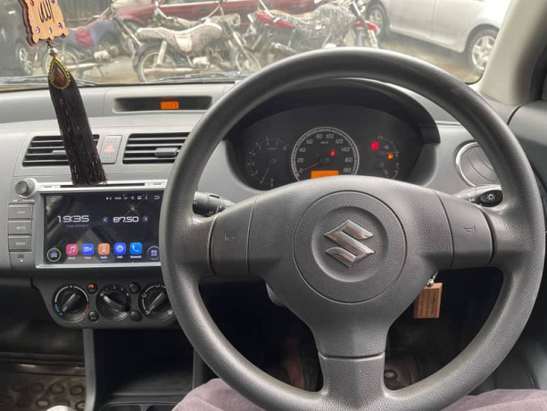 Suzuki Swift DLX Manual