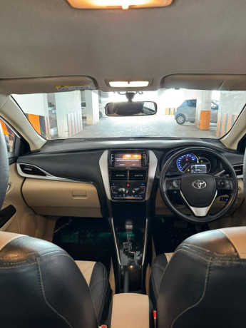 Toyota yaris altis 1.5