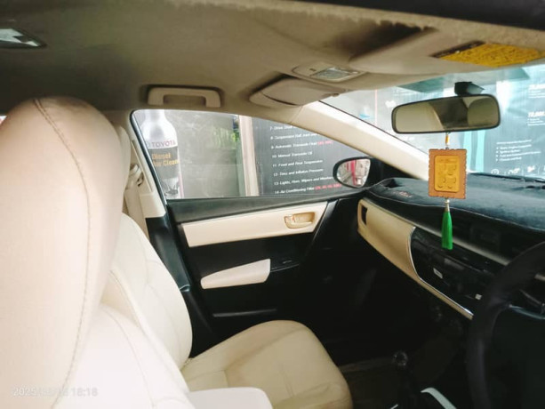 Toyota Corolla xli convert gli 2015 original condition