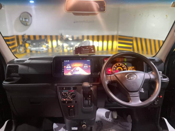 Daihatsu hijet full cruise 4 power 4 sofa seat