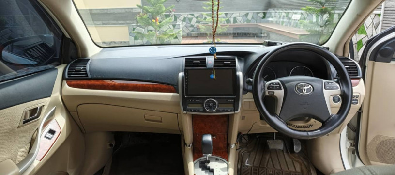 Toyota Premio 2014 model