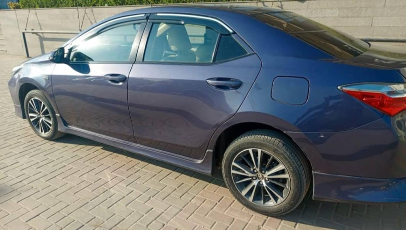 Toyota Corolla Altis X 1.6