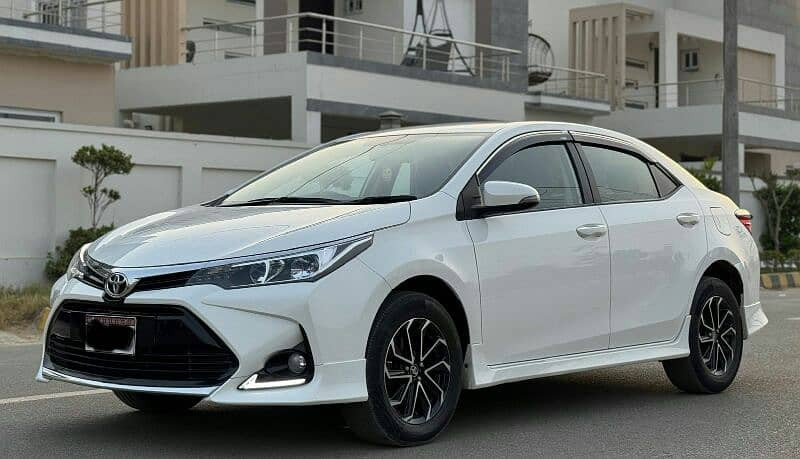 Toyota Corolla Altis 2024