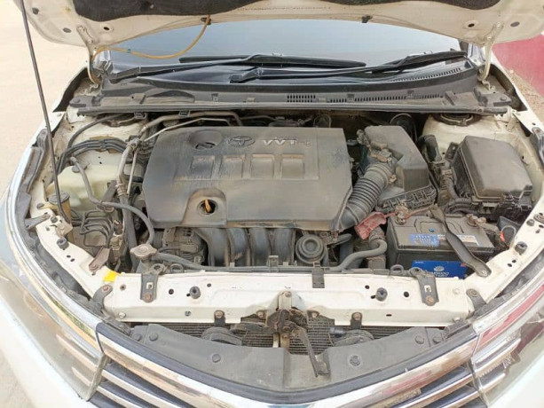 Toyota Corolla Altis Grande 1.8 2015 Model