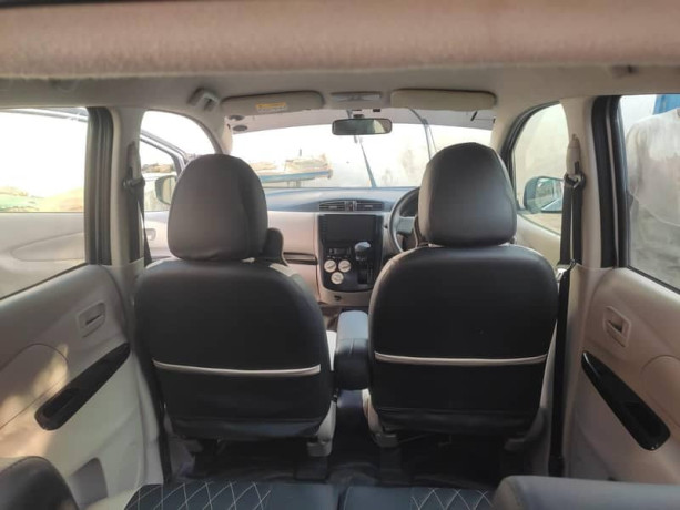 Nissan days/ek wagon