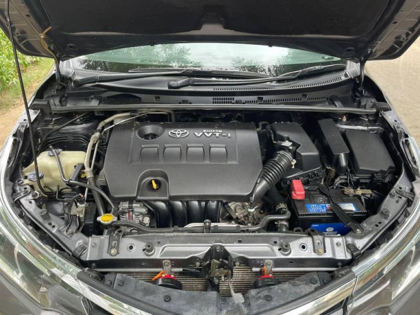 Toyota corolla altis 1.6 2017 December 2018 shape new shape