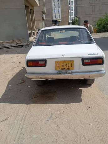 Toyota Corolla 1975 out class condition