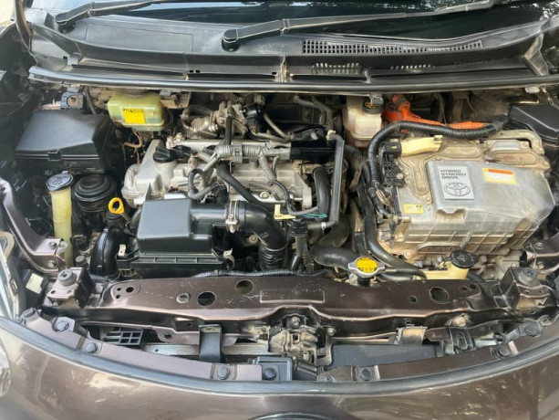 Toyota sienta 2015/18 hybrid G Push