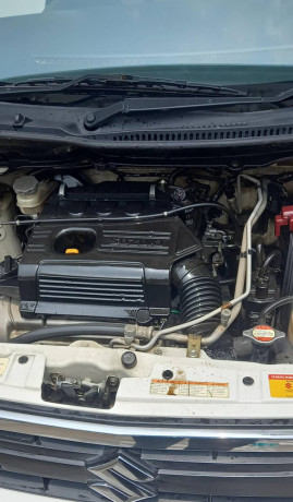 Wagon r vxl 2015 white full genuine exchange possible