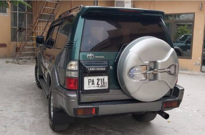 Toyota Prado 1996 ( WhatsApp 03165897101 )