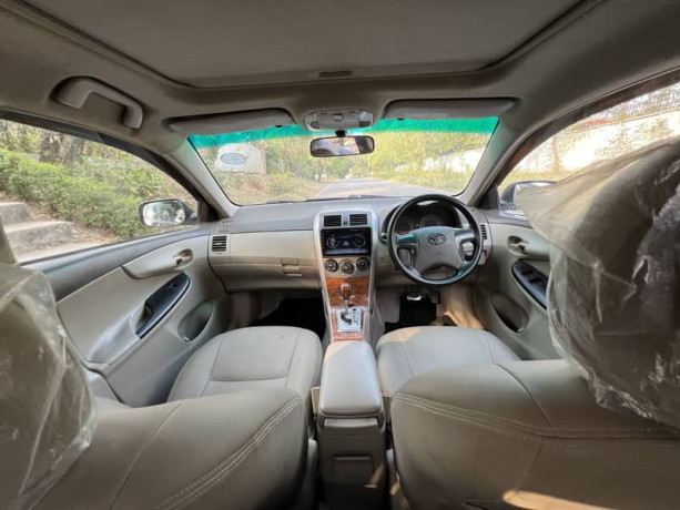 Toyota Corolla Altis SR Cruisetonic 1.8