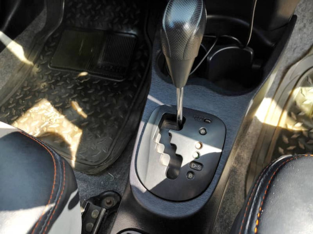 Toyota Vitz 2011 Model