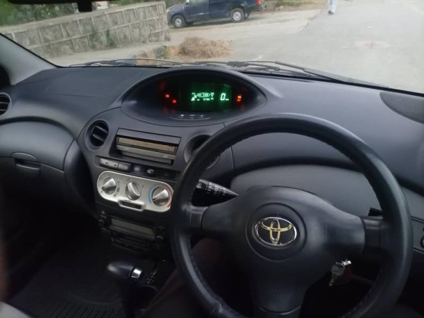 Toyota Vitz 2004/2007 1St Owner car