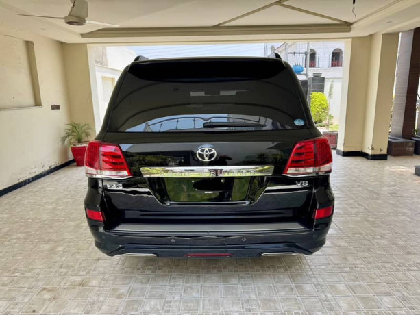 Toyota Land Cruiser zx 2015