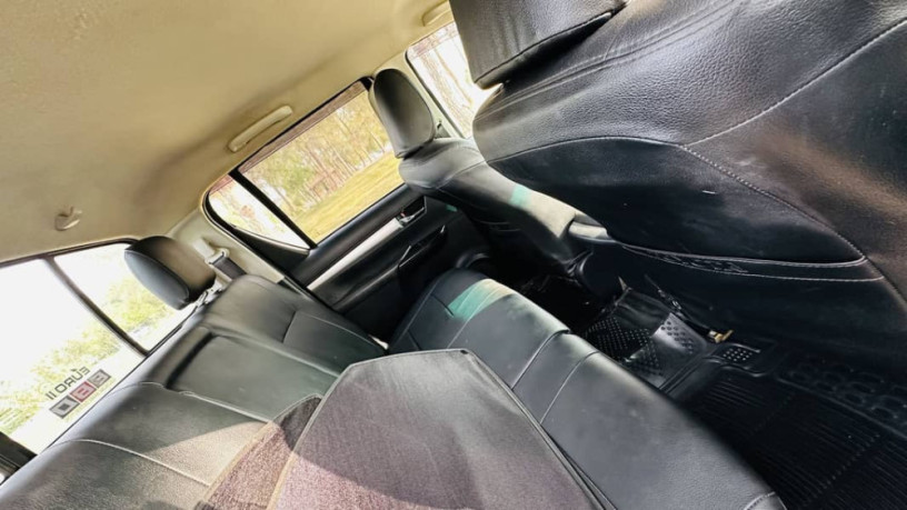 Toyota Hilux Revo G 2.8 automatic