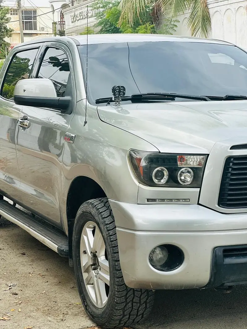 Toyota Tundra 2007