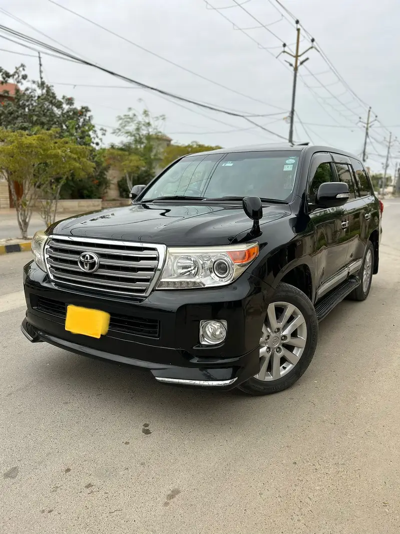 Toyota Land Cruiser 2012