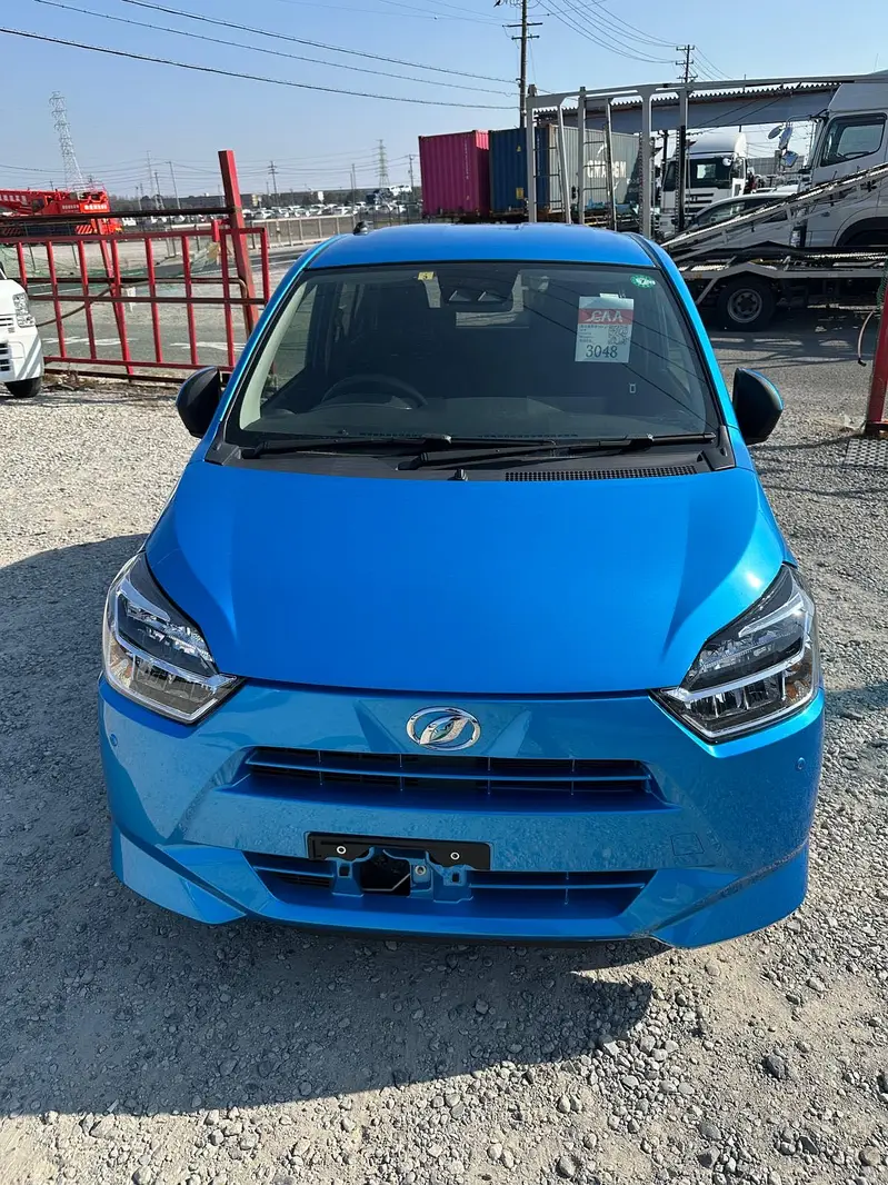 Daihatsu Mira 2022