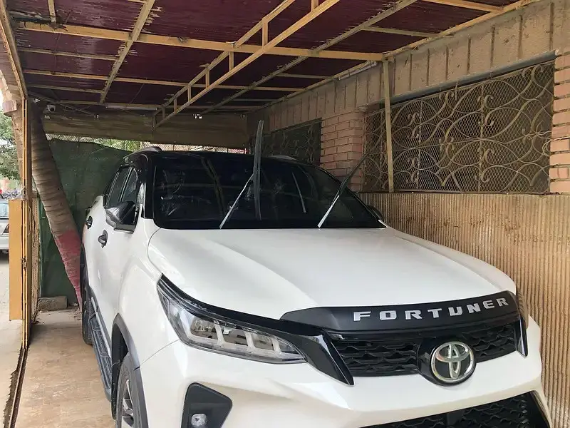 Toyota Fortuner Legender 2022