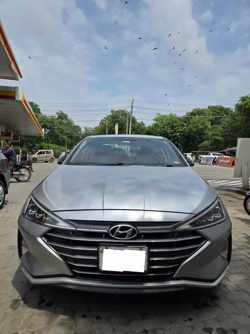 Hyundai Elantra 2021