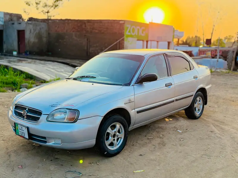 Suzuki Baleno 2005
