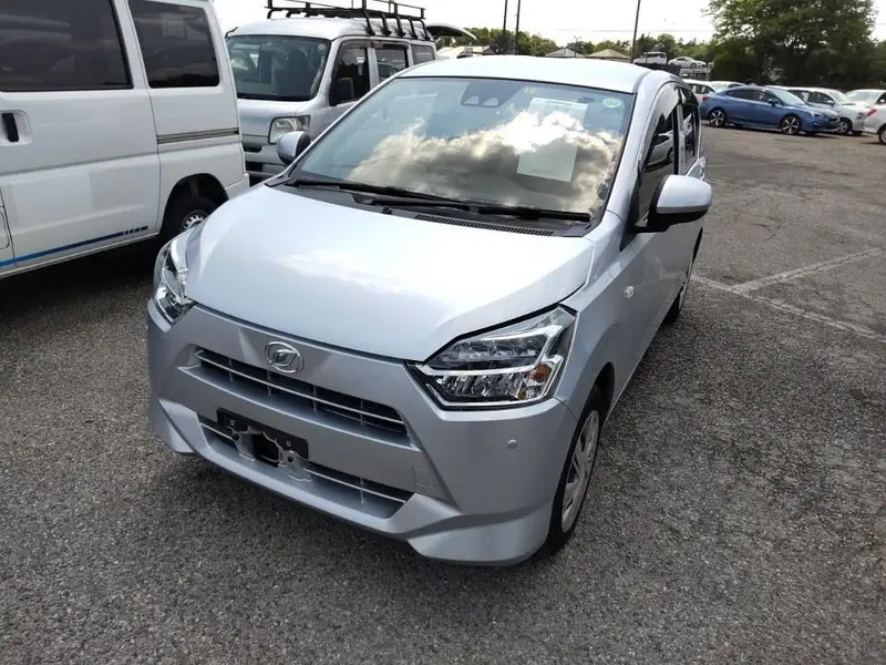 Daihatsu Mira 2022
