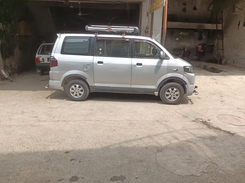 Suzuki APV 2009