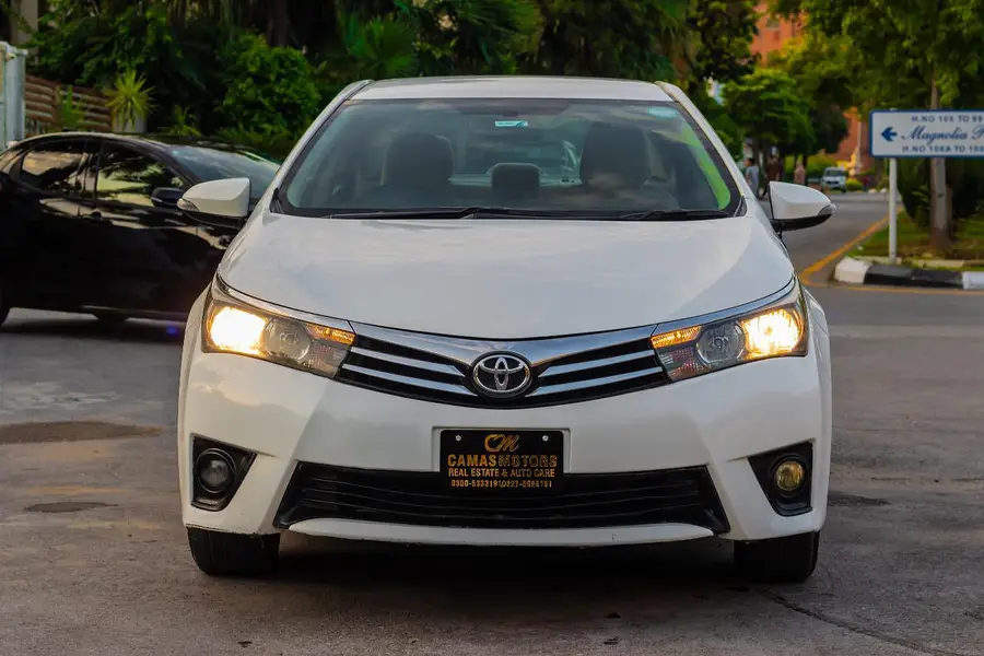 Toyota Corolla Altis 2016