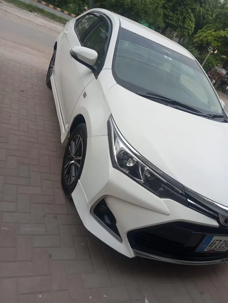 Toyota Corolla Altis 2017