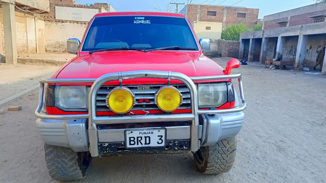 Mitsubishi Other 1992