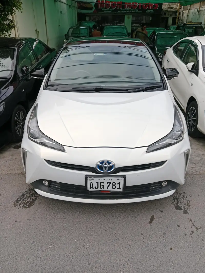 Toyota Prius 2016