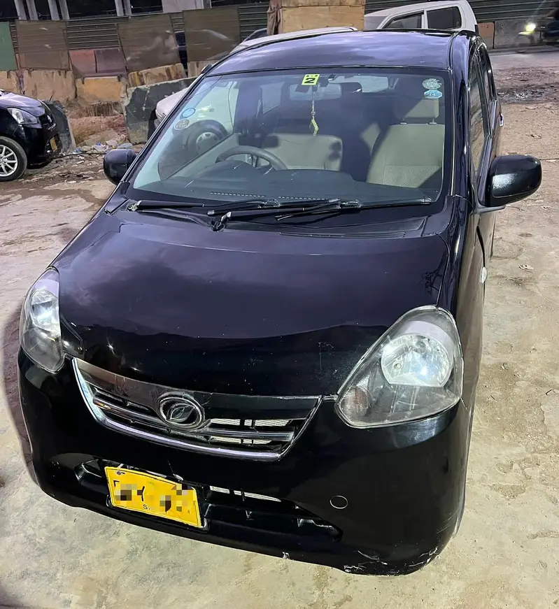 Daihatsu Mira 2012