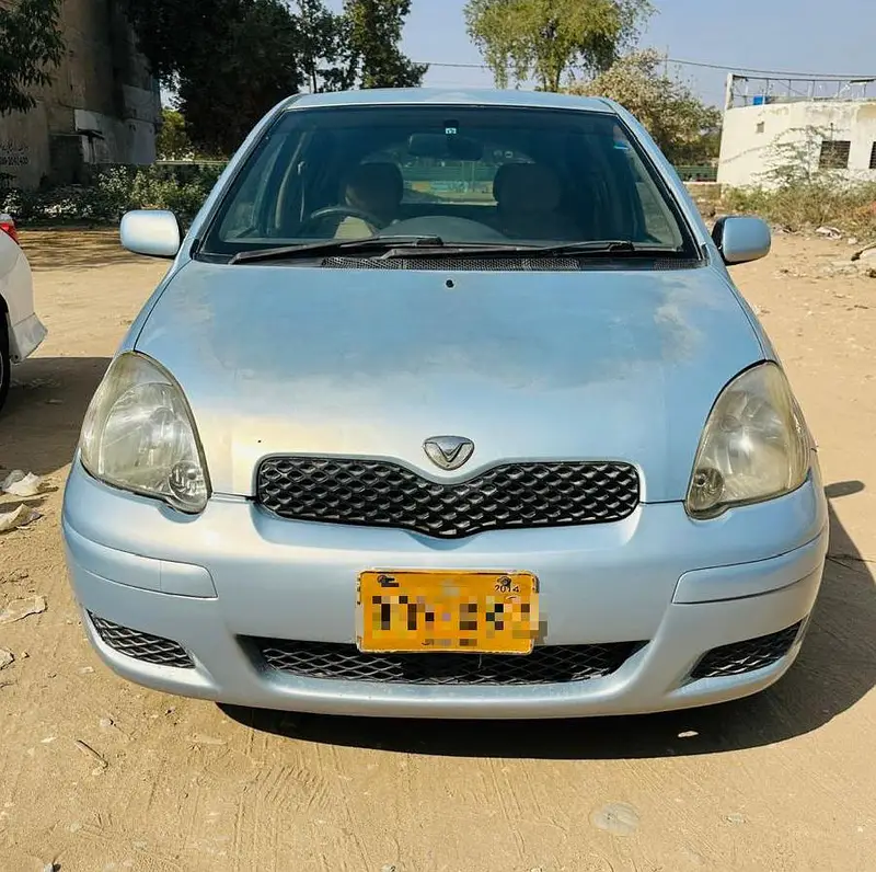 Toyota Vitz 2004
