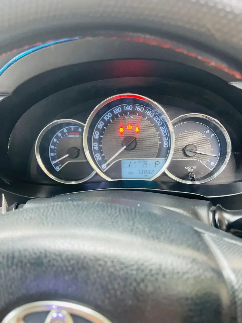 Toyota Corolla GLI 2015