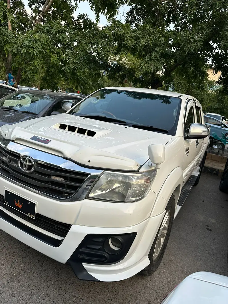 Toyota Hilux 2011