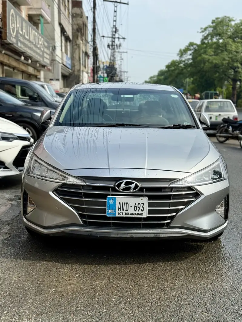 Hyundai Elantra 2021