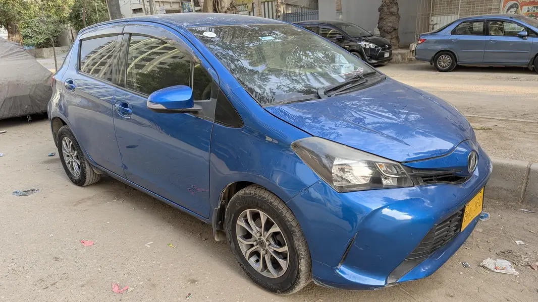 Toyota Vitz 2014