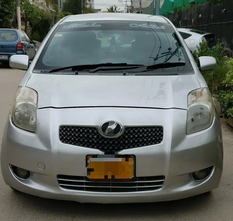 Toyota Vitz 2005
