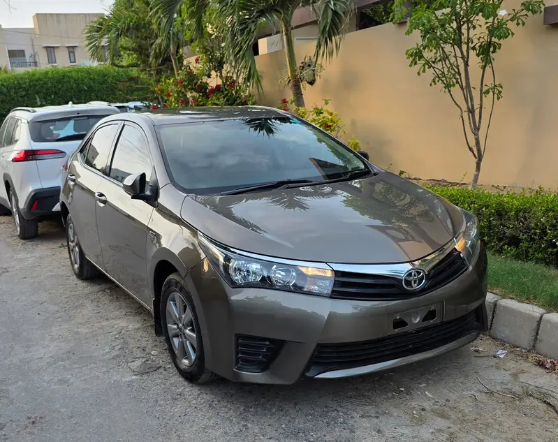 Toyota Corolla Altis 2016