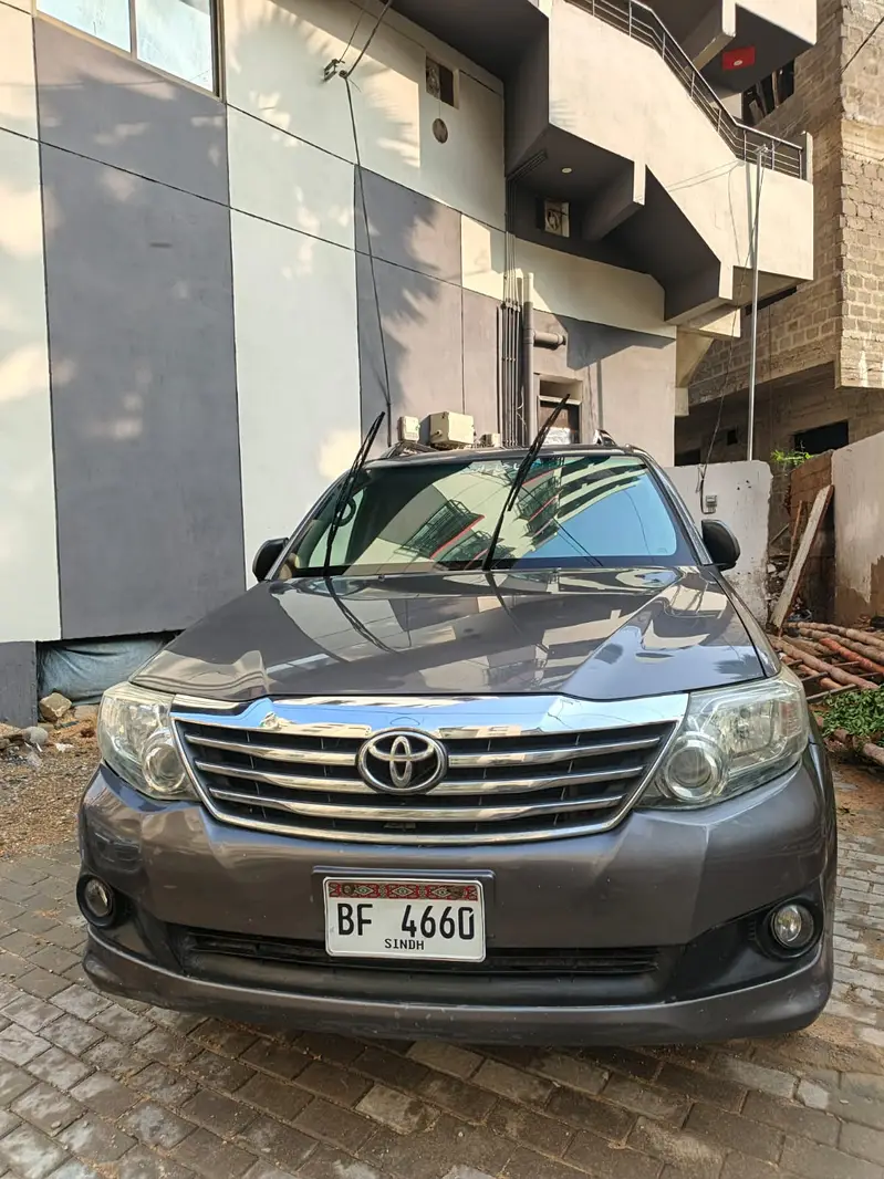 Toyota Fortuner 2014