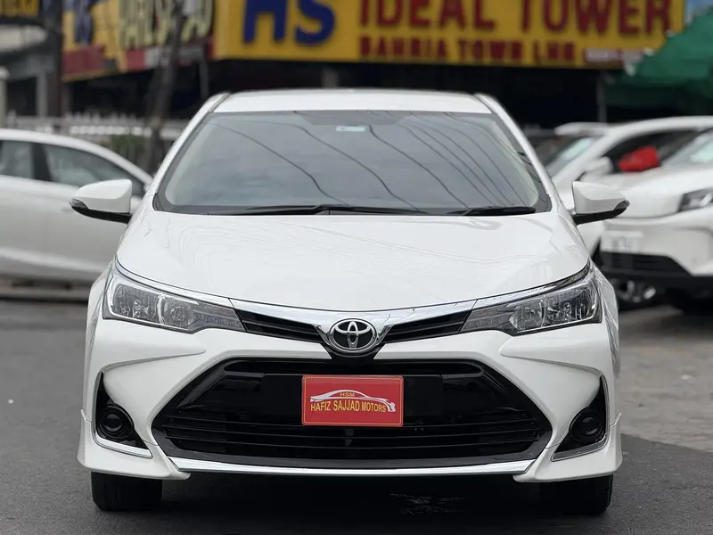 Toyota Corolla Altis 2025