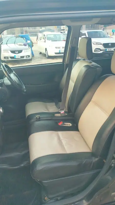 Toyota Pixis Epoch 2014