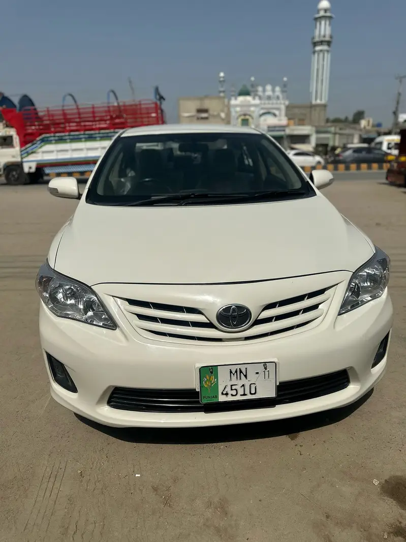 Toyota Corolla GLI 2011