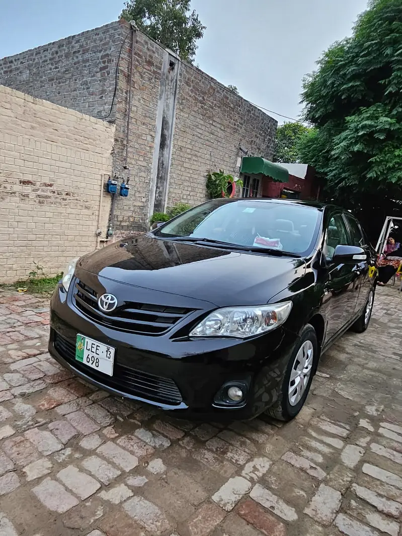 Toyota Corolla GLI 2013