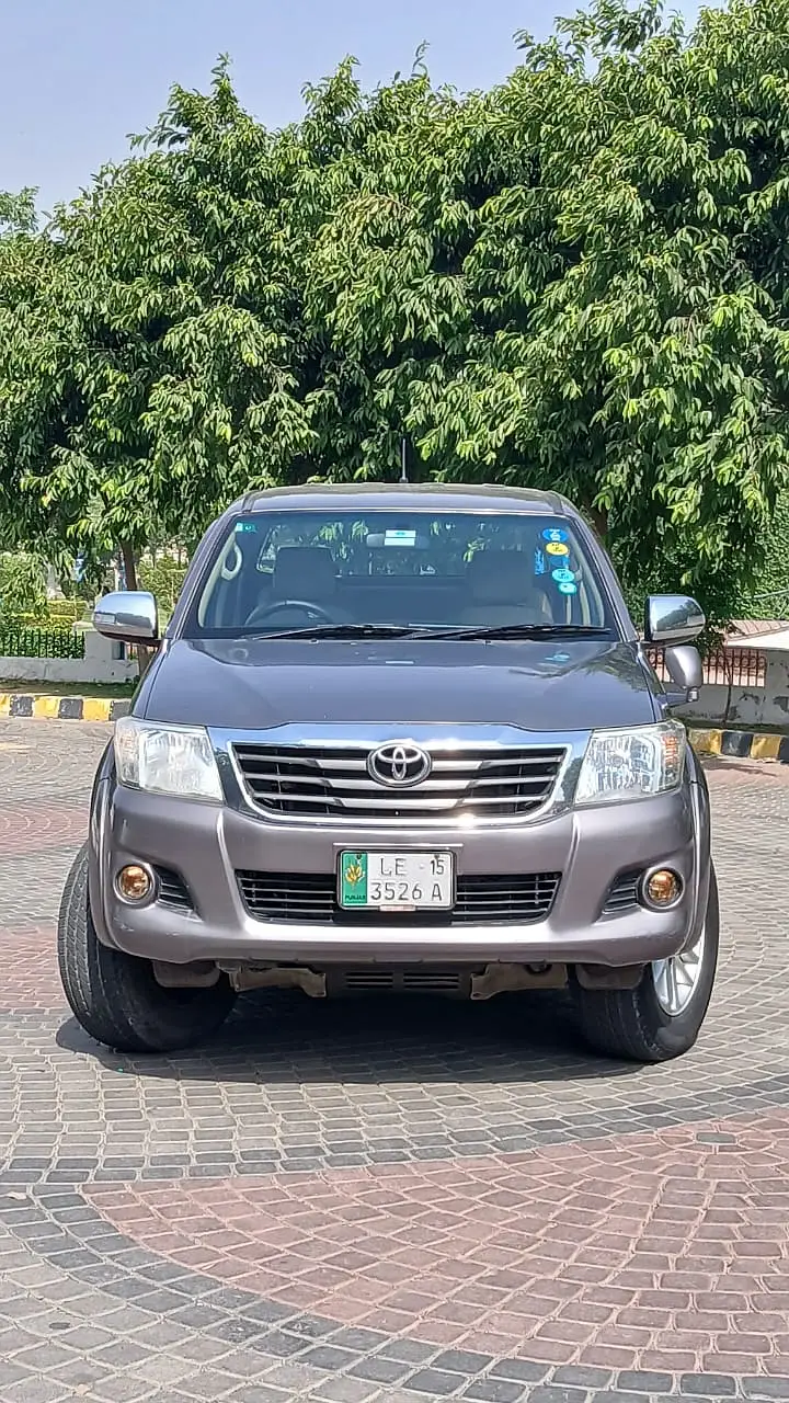 Toyota Hilux 2015