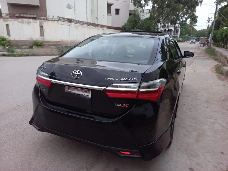 Toyota Altis Grande 2021