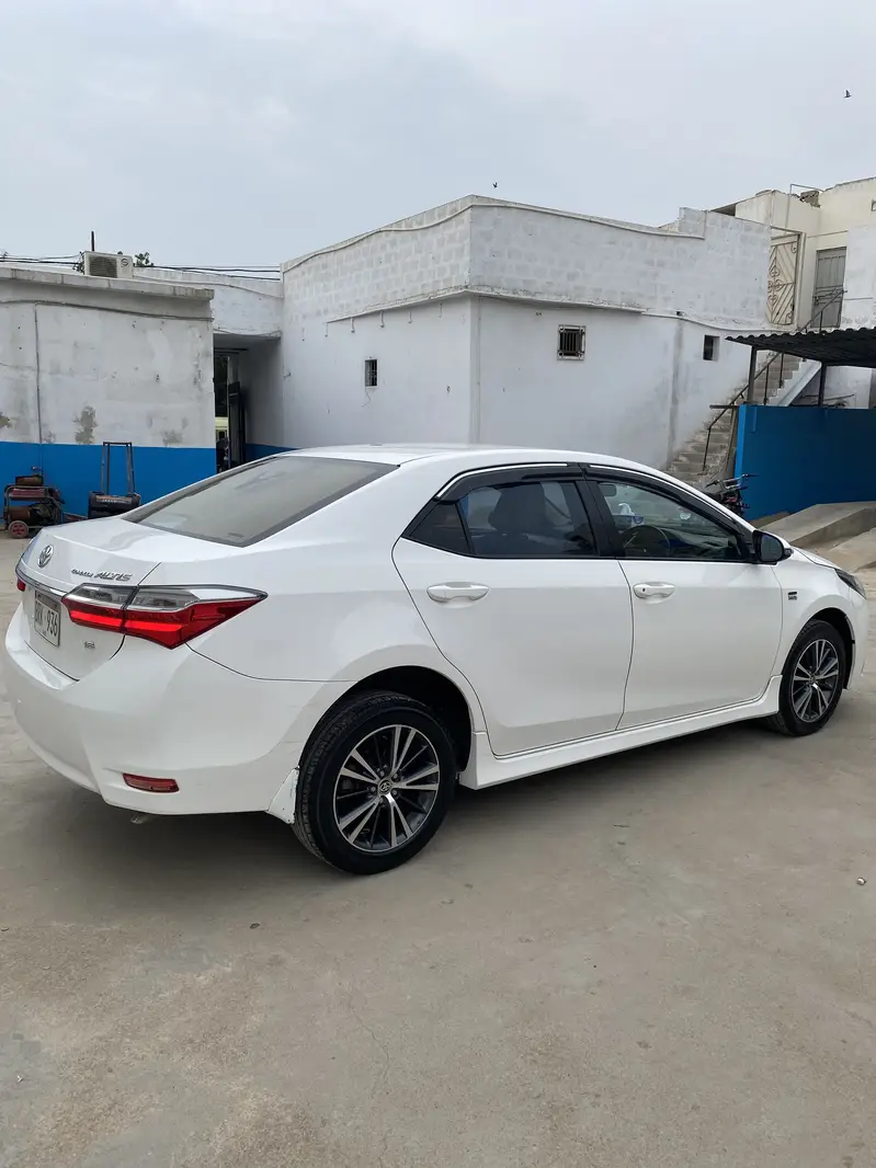 Toyota Corolla Altis 2020